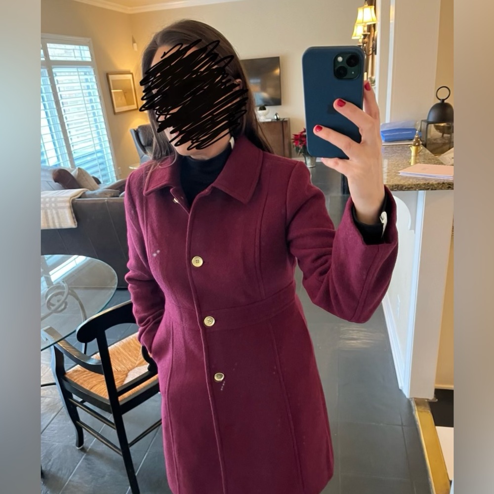 Women’s jcrew wool lady day coat in burgundy NWT size 10, retails at $298